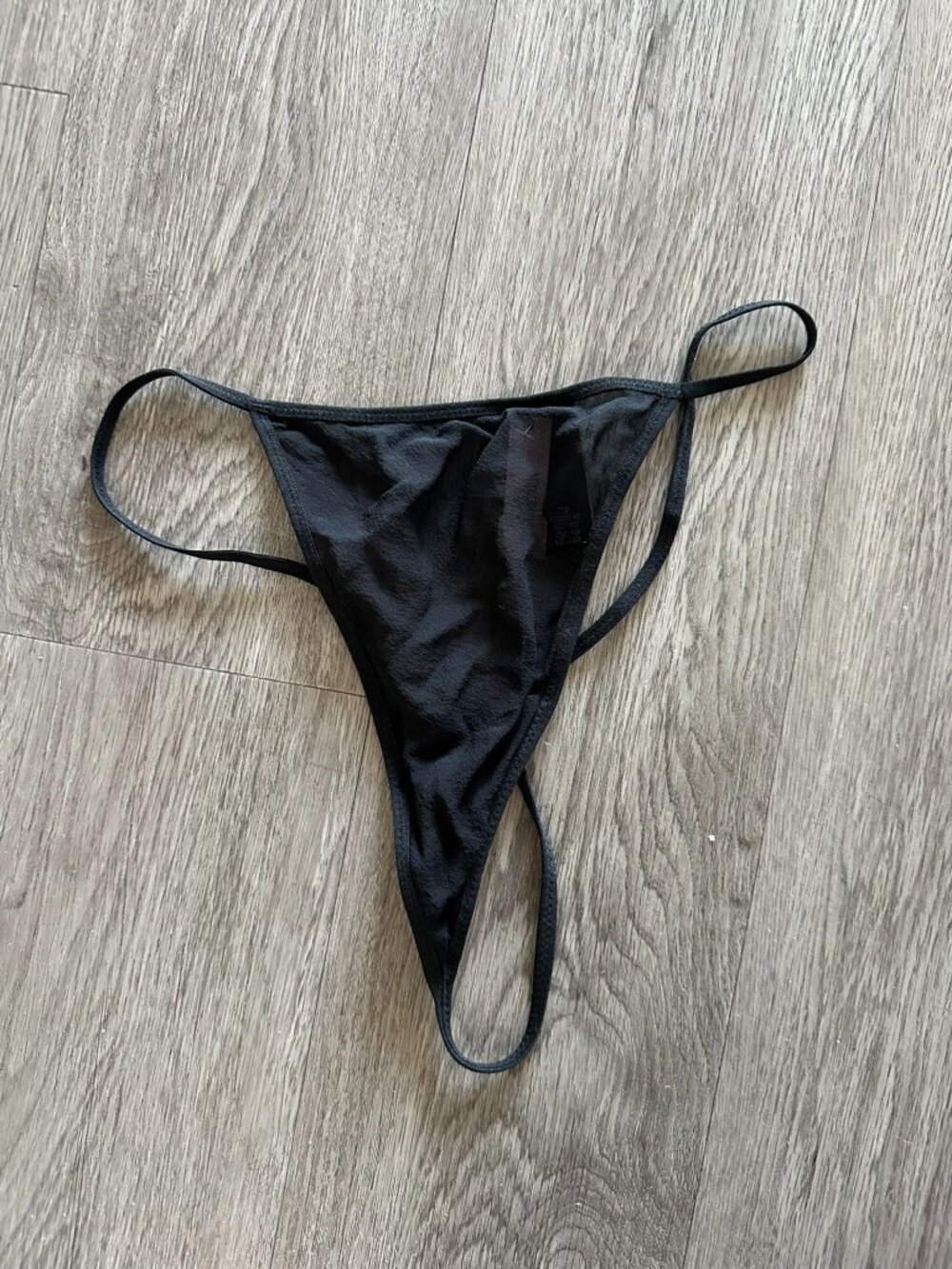 NEW 2022 Victoria's Secret String Thong - Black - Large